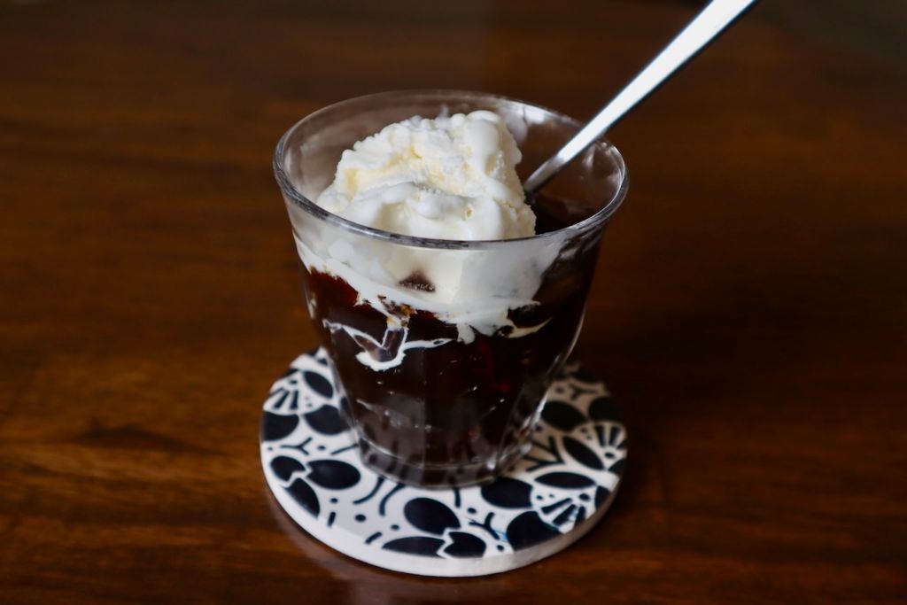 Espresso Coffee Jelly with Vanilla Ice Cream
