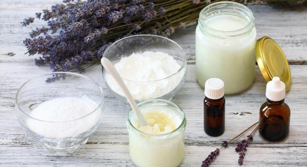 Essential Oils Blend and Coconut Oil Deodorant