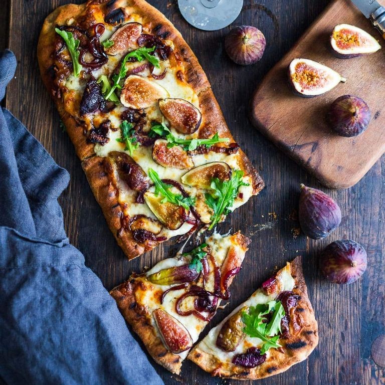 Fig and Blue Cheese Pizza with Balsamic Glaze