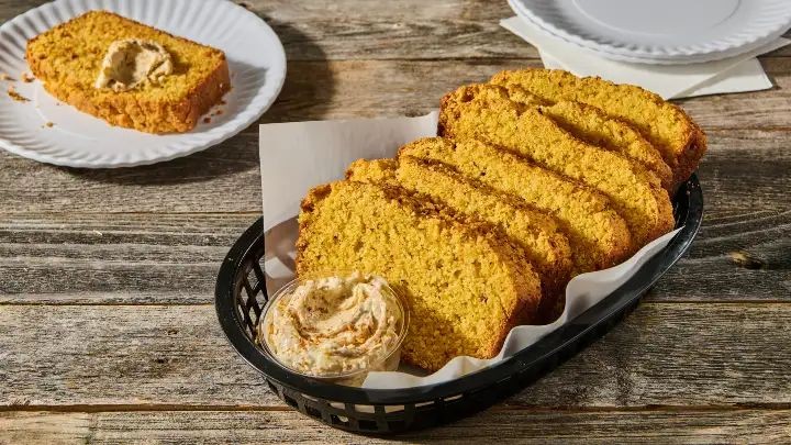 Fire-roasted habanero cornbread