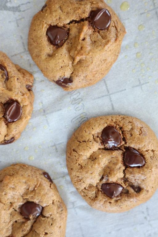 Flourless Chocolate Chip Cookies