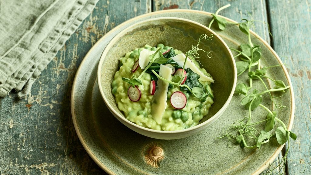 Fresh-from-the-field pea risotto