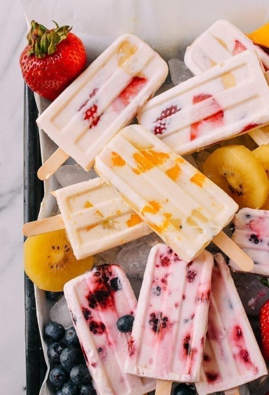 Fruit and yogurt popsicles