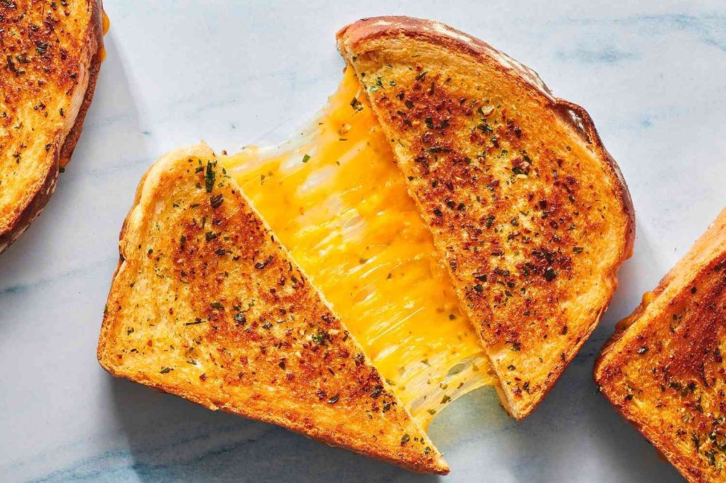 21 Crispy Garlic Bread Recipes Extra Cheesy