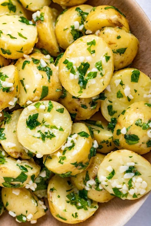 Garlic Butter Baby Potatoes with Fresh Parsley