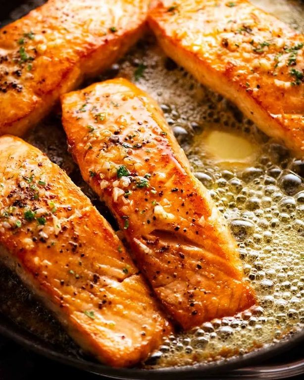 Garlic Butter Crispy Salmon