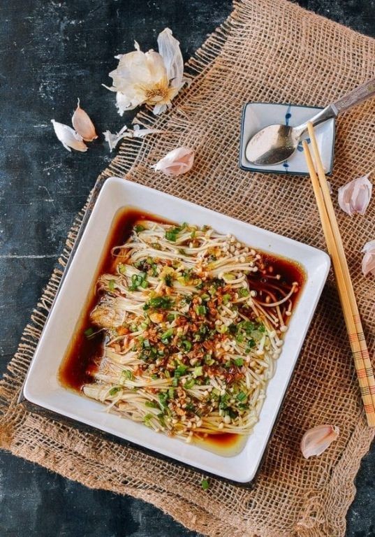 Garlic Butter Enoki Mushroom Stir-Fry