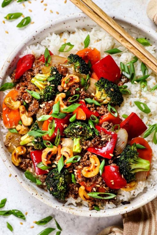 Garlic Butter Keto Ground Turkey Stir-Fry