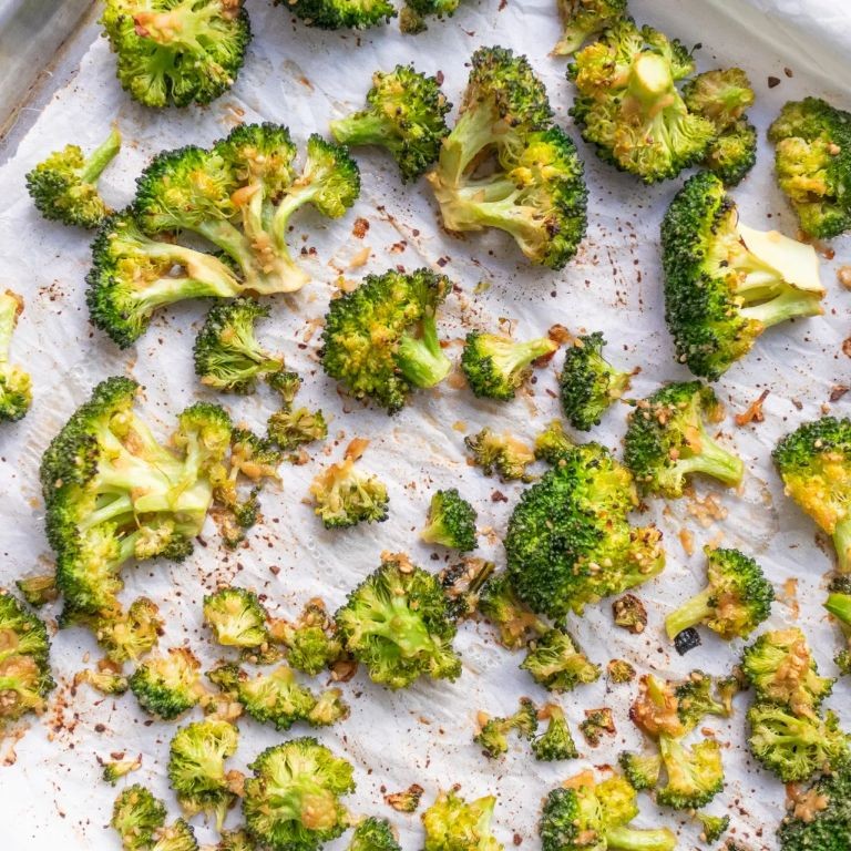Garlic Butter Roasted Broccoli