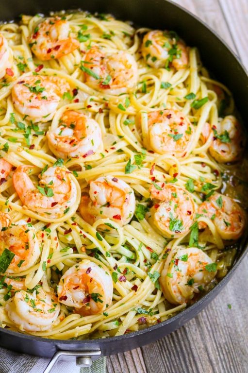 Garlic Butter Spicy Shrimp Pasta