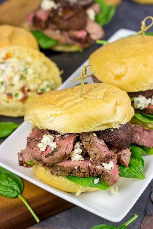 Garlic Butter Steak Sliders with Mushrooms
