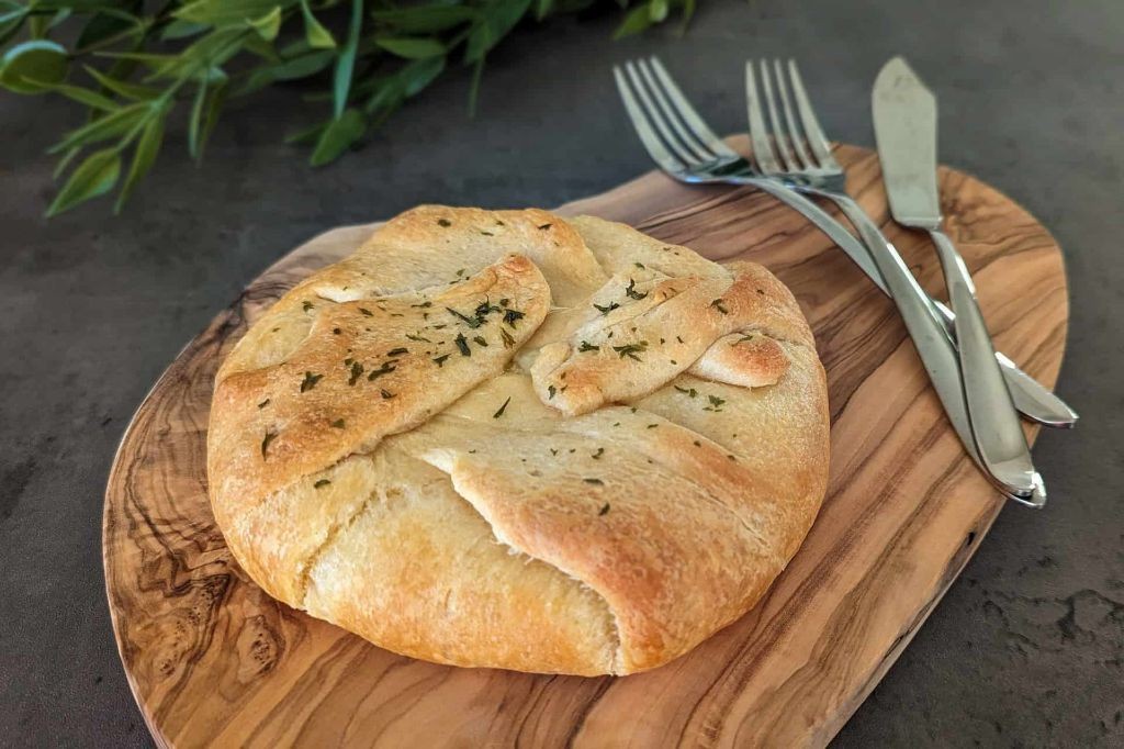 Garlic Herb Brie en Croute