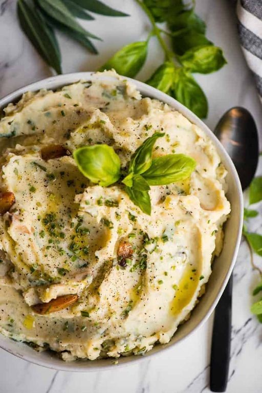 Garlic Herb Mashed Potatoes