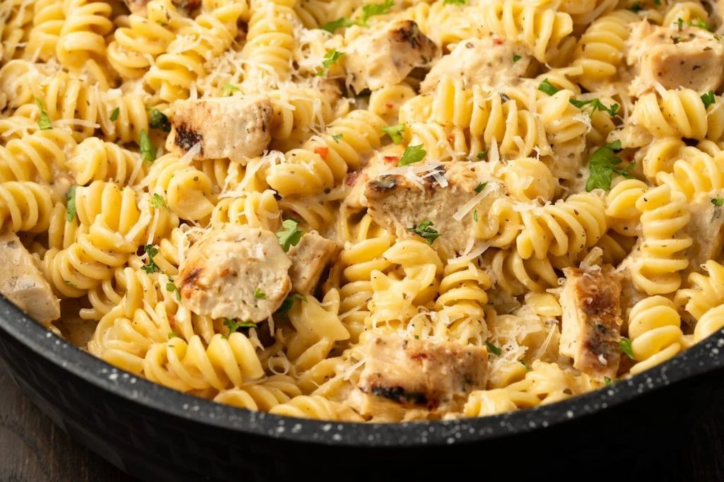 Garlic Parmesan Spiral Pasta