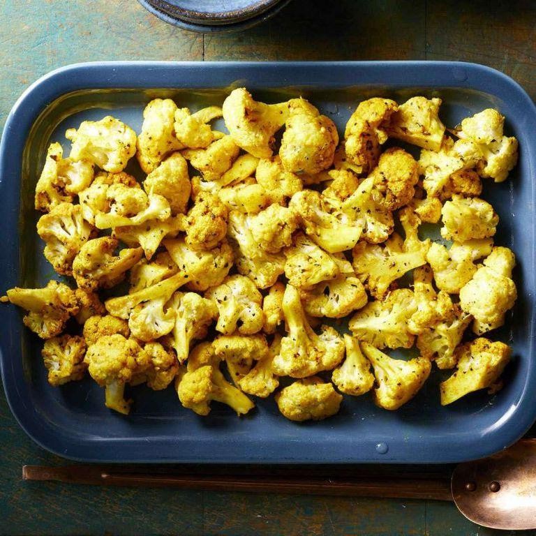 Garlic and Turmeric Roasted Cauliflower
