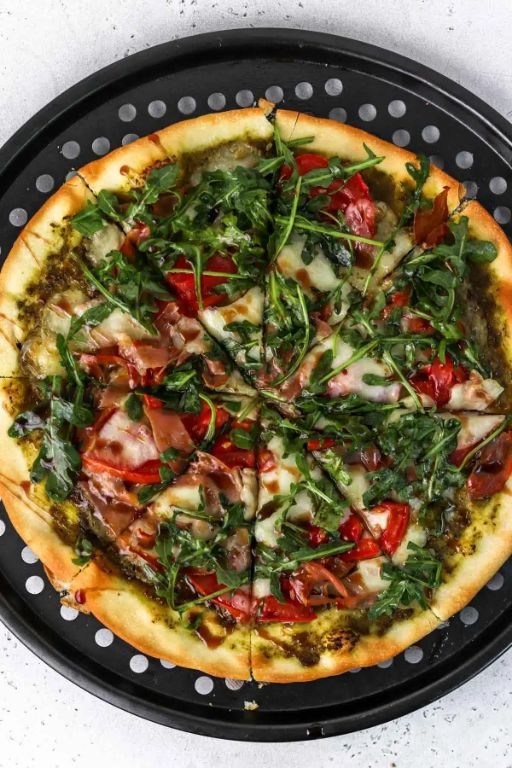 Giant Marconi Pepper Pizza with Mozzarella and Arugula