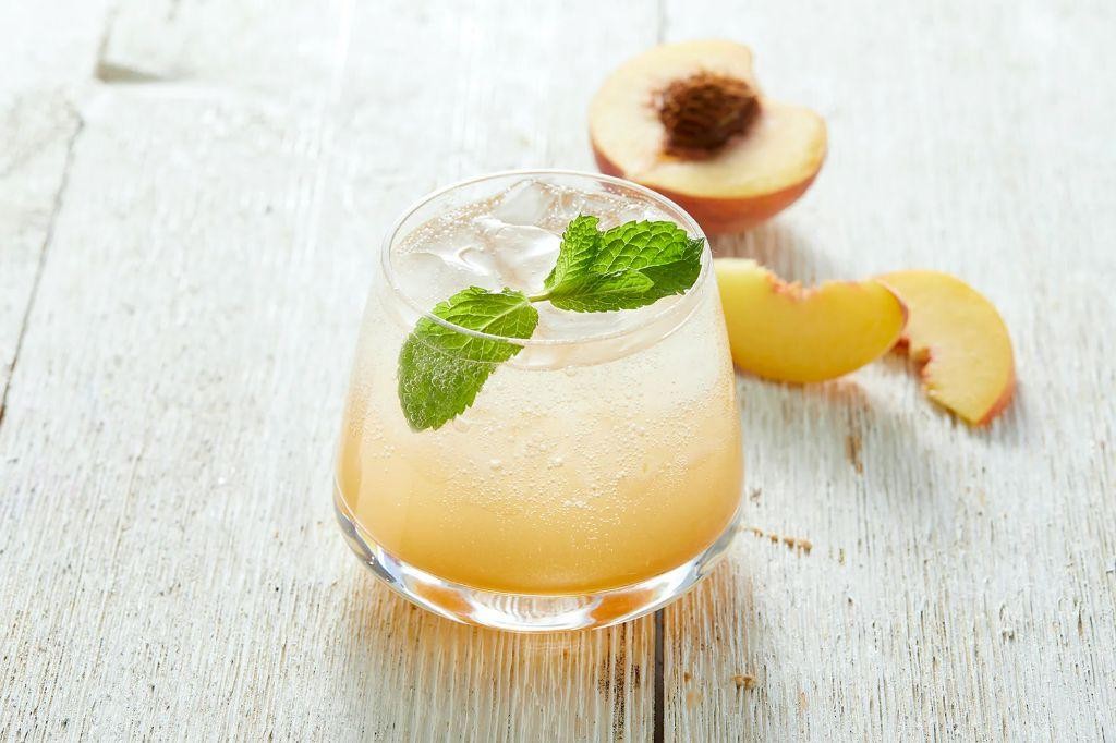 Ginger Peach Fizz