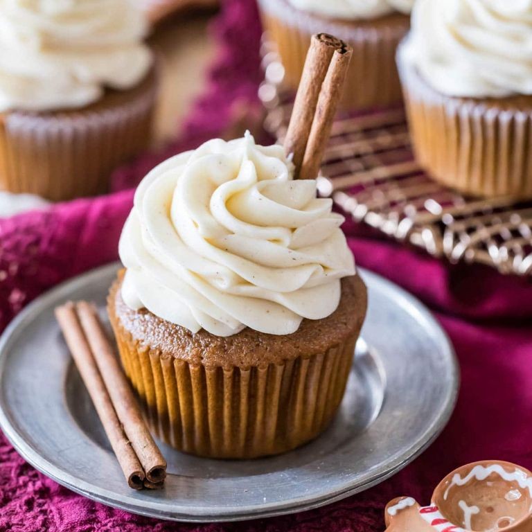 Gingerbread Cupcakes with Cream Cheese Frosting
