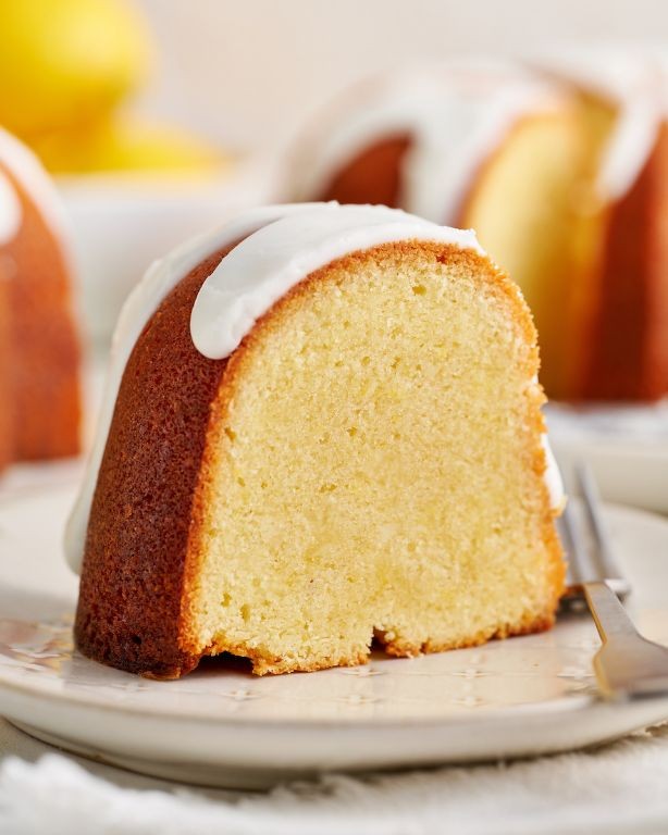 Glazed Lemon Bundt Cake