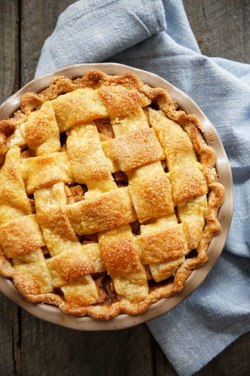 Gluten Free Apple Pie with Almond Flour Crust