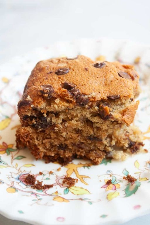 Gluten Free Banana Chocolate Chip Cake