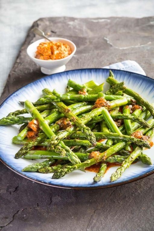 Grilled Asparagus with Smoky Paprika Butter