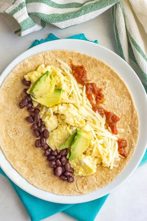 Grits and Egg Breakfast Burritos