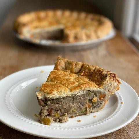Ground Beef and Mushroom Pot Pie