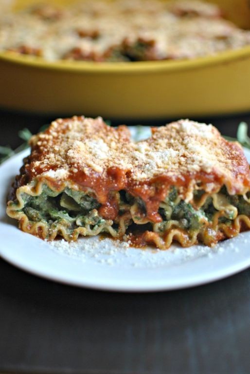 Ground Beef and Spinach Lasagna Rolls
