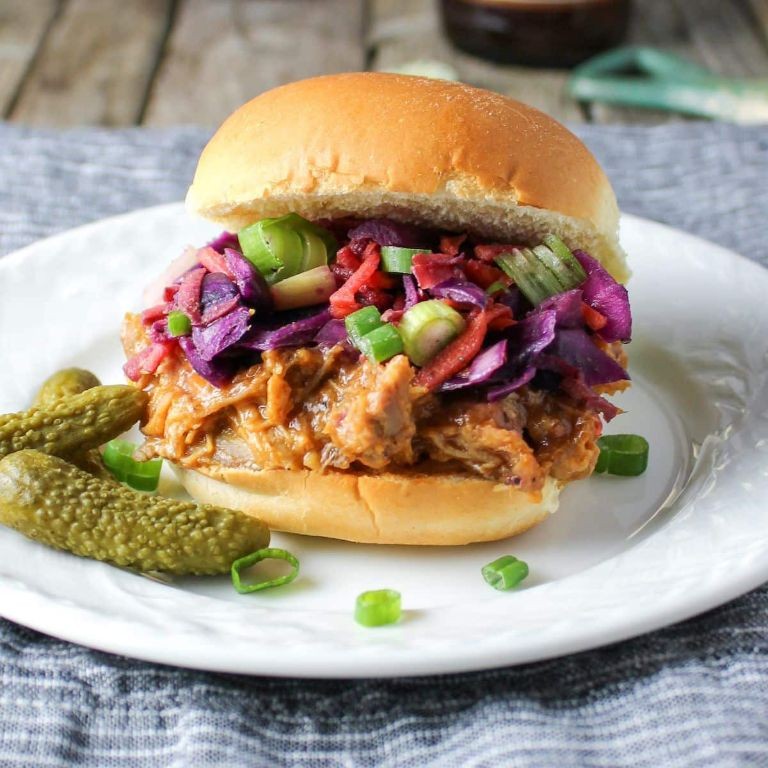 Harvest Creek Pulled Pork Sliders with Coleslaw