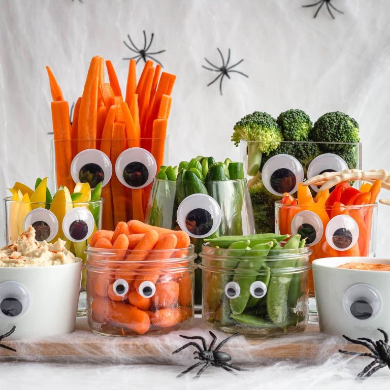 Haunted House Veggie Tray