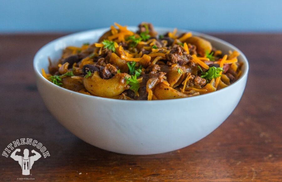Healthy Steak and Shake Chili Mac with Quinoa