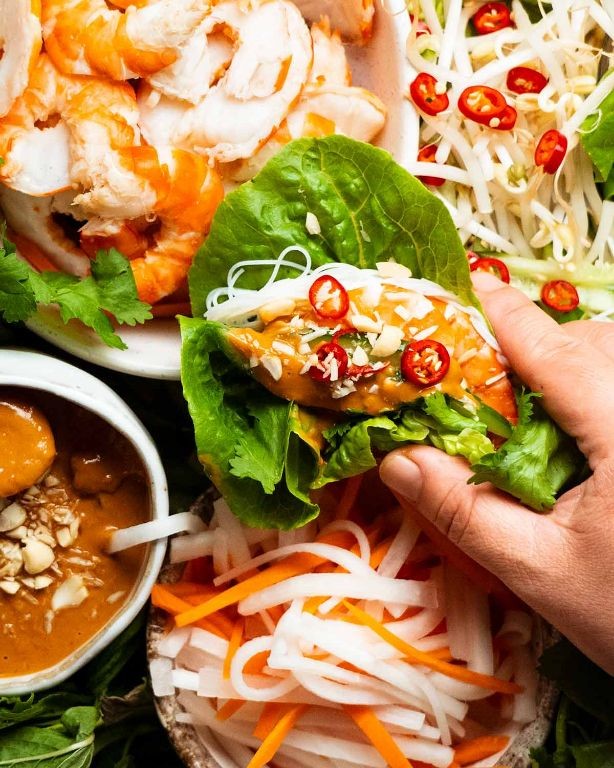 Hearts of Palm Lettuce Wraps with Peanut Sauce