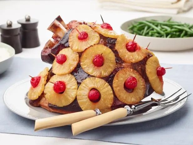 Honey Glazed Ham with Pineapple Slices
