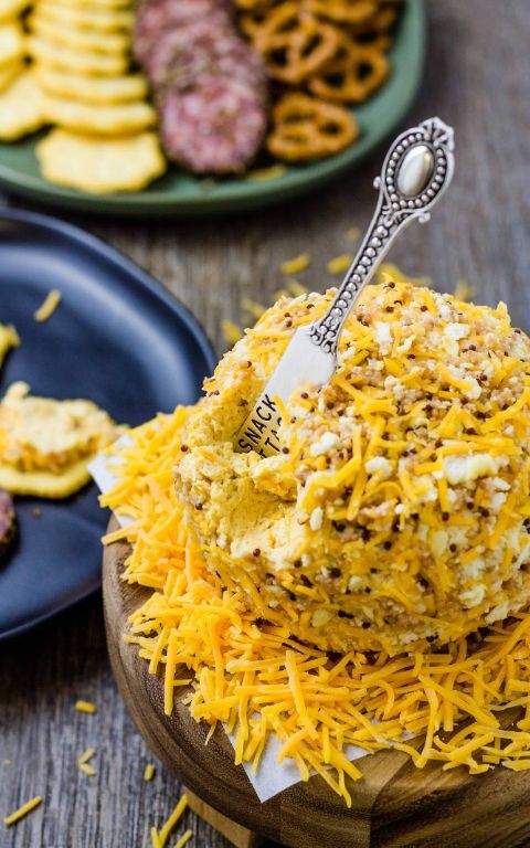Honey Mustard and Cheddar Cheese Ball