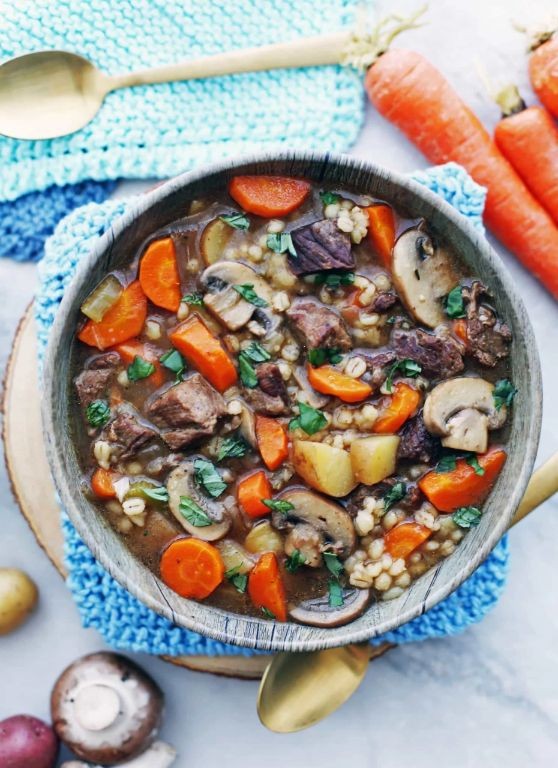 Instant Pot Beef and Mushroom Soup