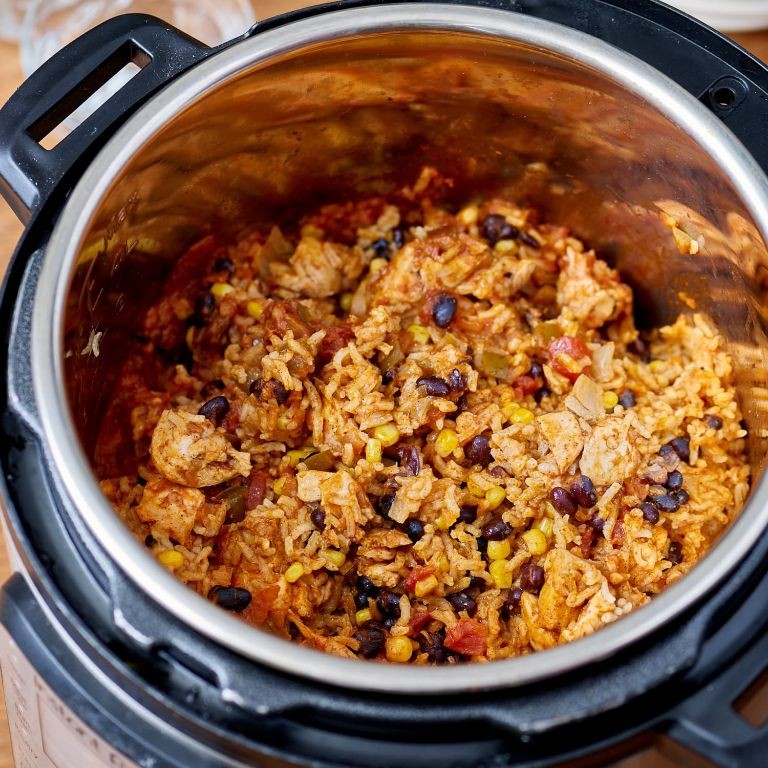 Instant Pot Chicken Burrito Bowls