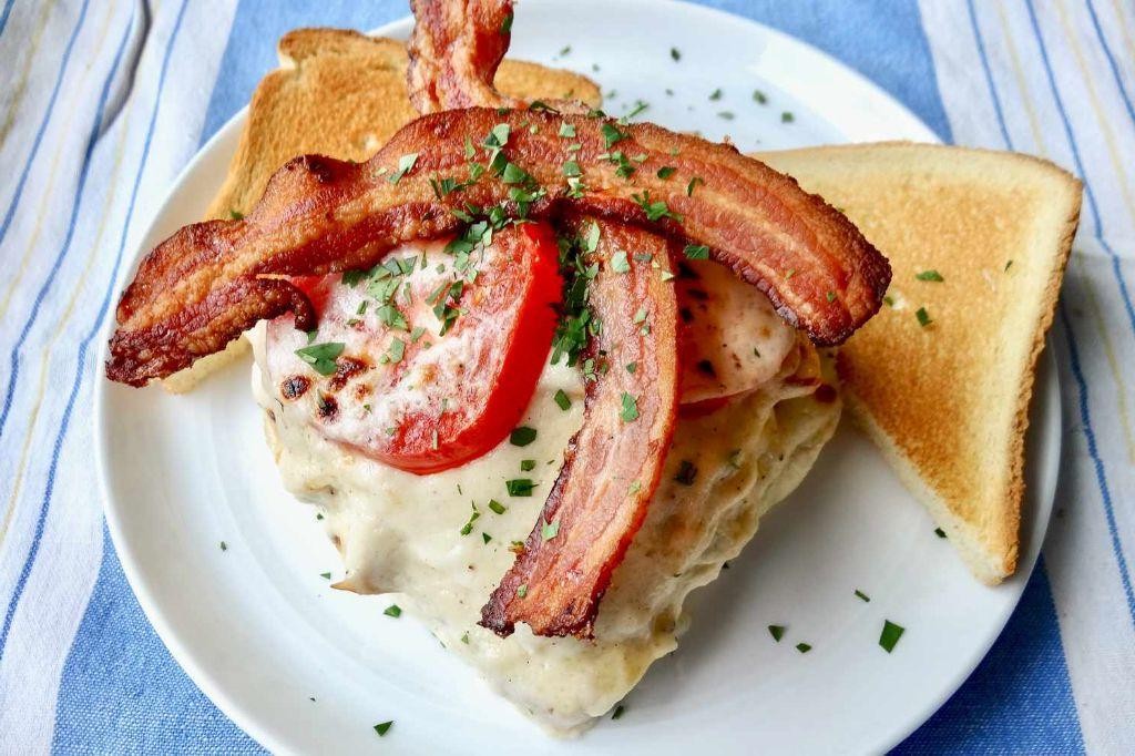 Kentucky Hot Brown Sandwich