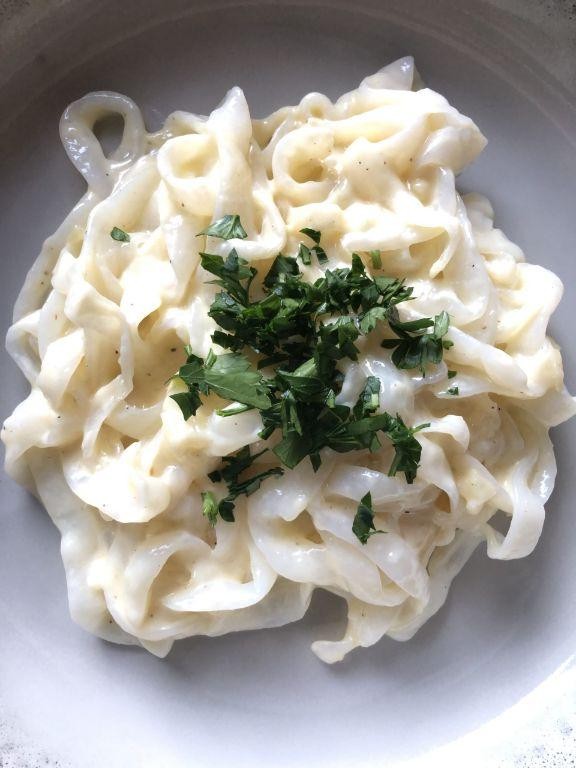 Keto Chicken Alfredo with Shirataki Noodles