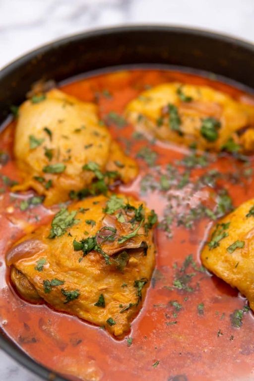 Keto Chicken Legs with Coconut Curry Sauce