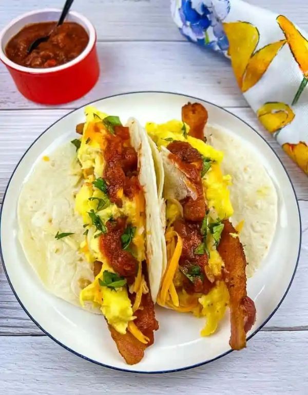 Keto Egg and Bacon Breakfast Tacos
