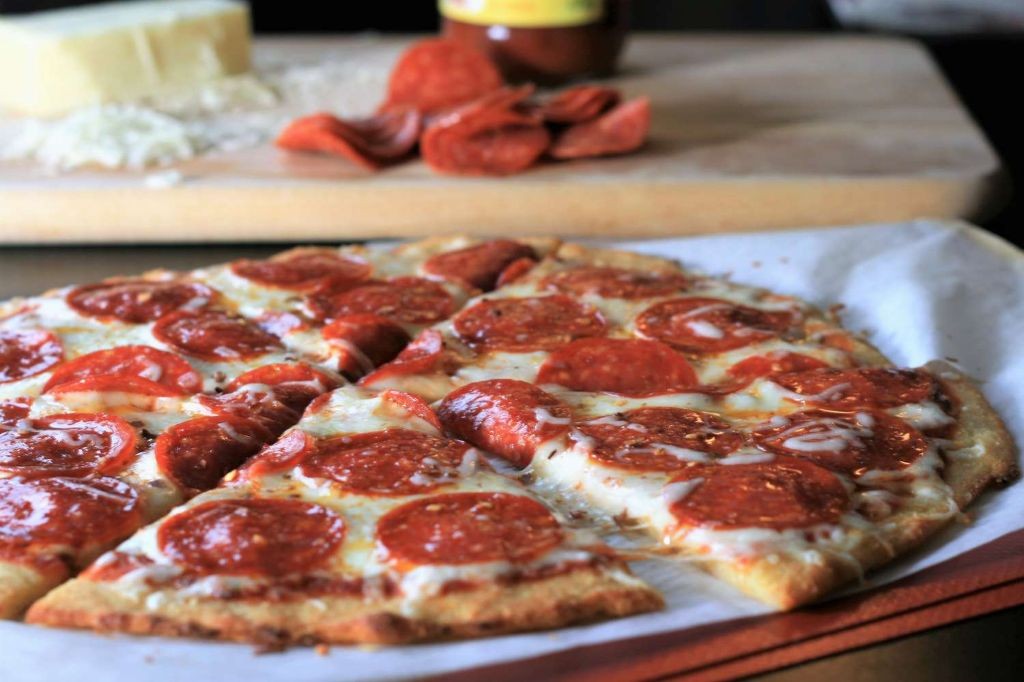 Keto Pepperoni Pizza