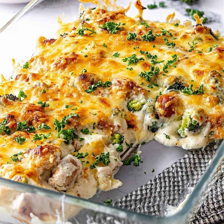 Keto Shredded Chicken Alfredo
