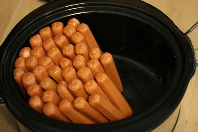 Kid-Approved Slow Cooker Hot Dogs