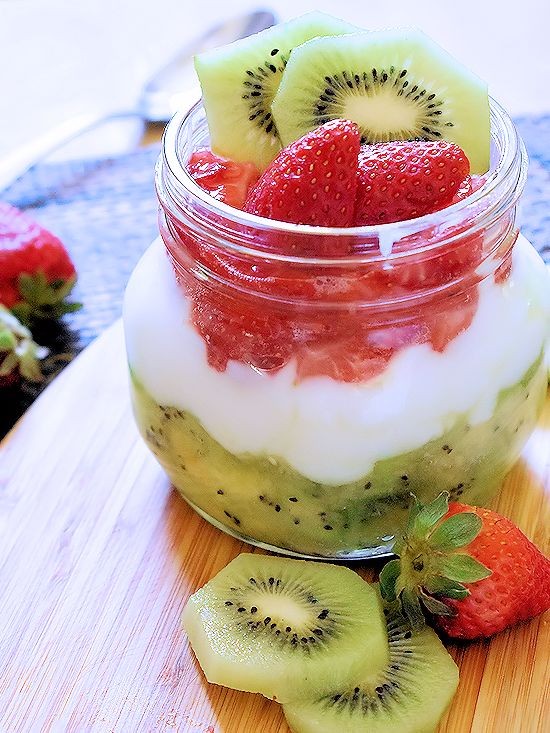 Kiwi Strawberry Frozen Fruit Parfait