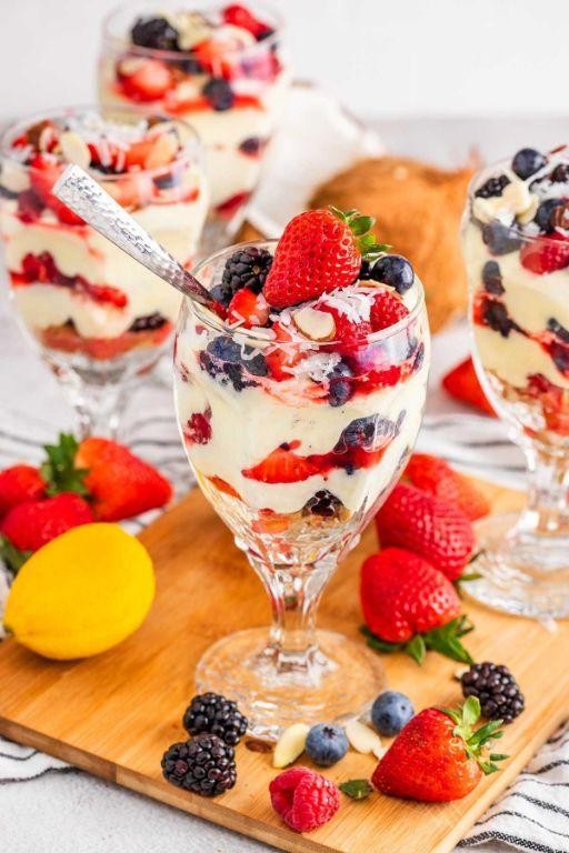 Layered Vanilla Pudding Parfait with Berries