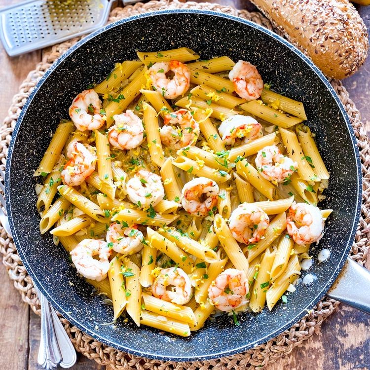 Lemon Garlic Shrimp Spiral Pasta