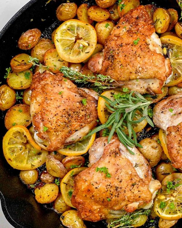 Lemon Herb Skillet Chicken