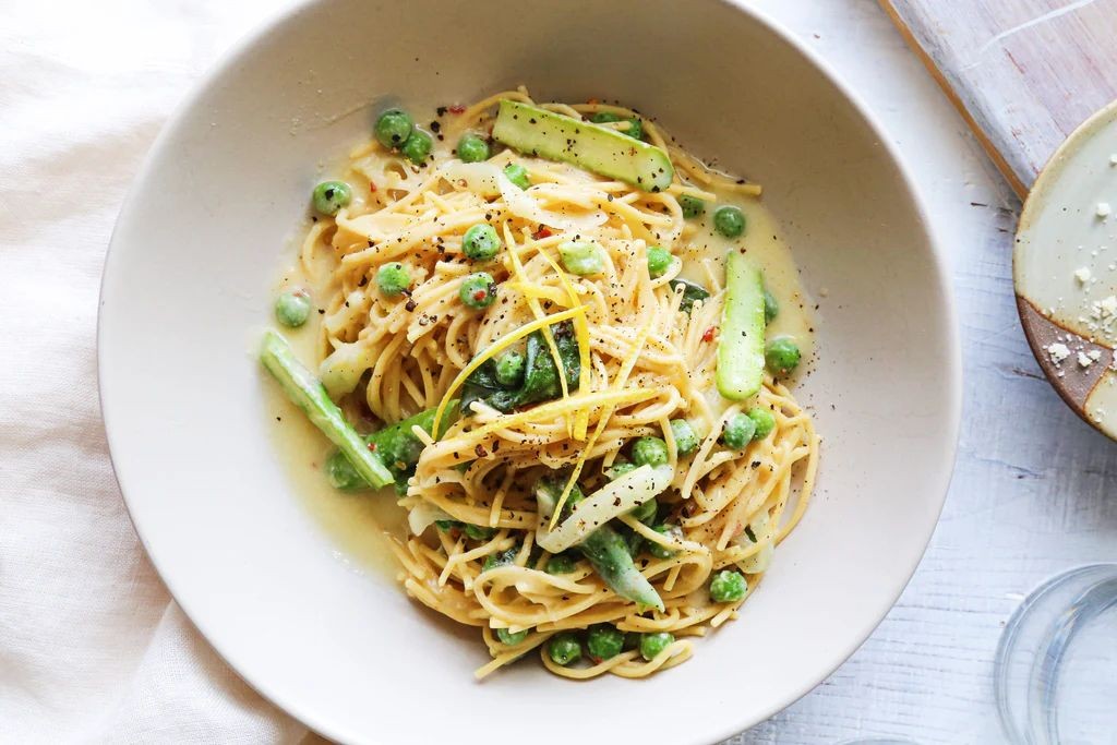 Lemon Olive Oil Pasta with Asparagus and Peas