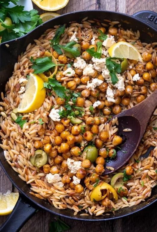 Lemon Orzo with Roasted Chickpeas